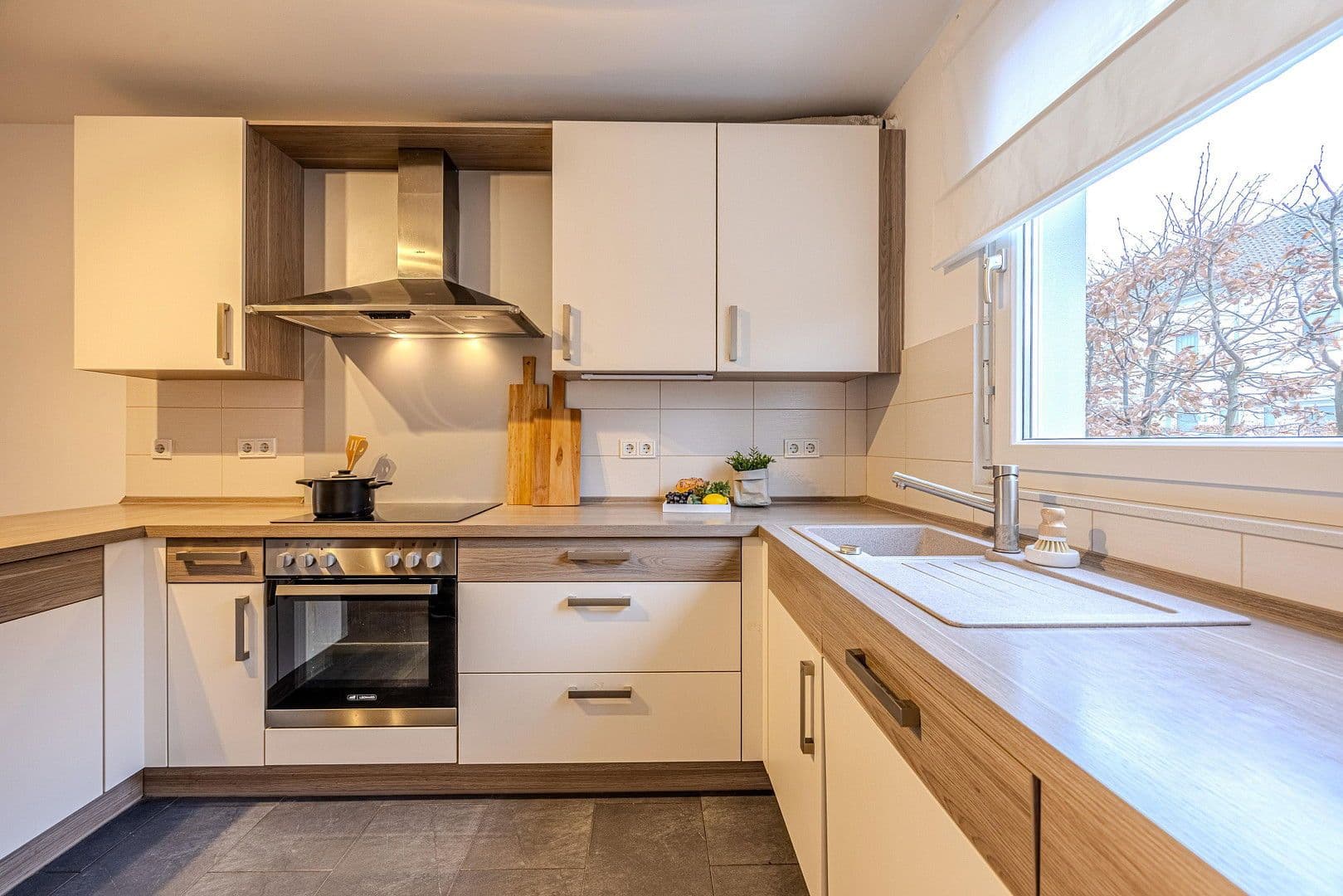 Prodej domu 141 m², pozemek 150 m², Johan-Kaiser-Ring 148, Hanau, Hessen Prodej domu 141 m², pozemek 150 m², Johan-Kaiser-Ring 148, Hanau, Hessen