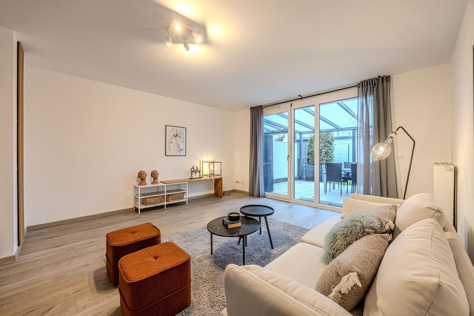 Prodej domu 141 m², pozemek 150 m², Johan-Kaiser-Ring 148, Hanau, Hessen Prodej domu 141 m², pozemek 150 m², Johan-Kaiser-Ring 148, Hanau, Hessen