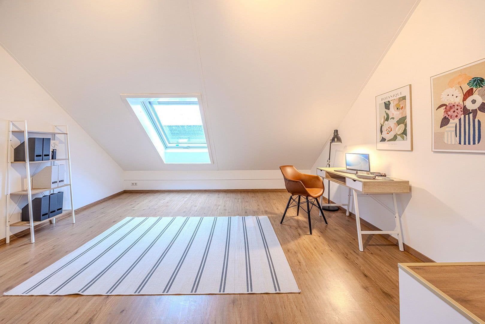 Prodej domu 141 m², pozemek 150 m², Johan-Kaiser-Ring 148, Hanau, Hessen Prodej domu 141 m², pozemek 150 m², Johan-Kaiser-Ring 148, Hanau, Hessen