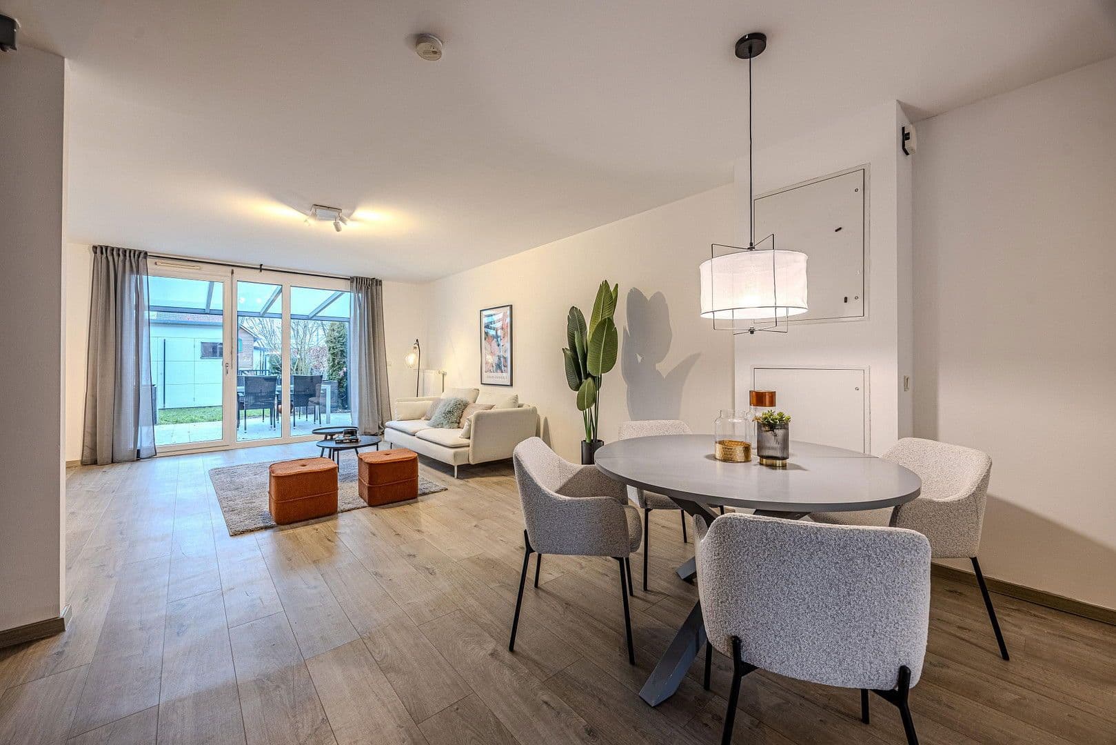 Prodej domu 141 m², pozemek 150 m², Johan-Kaiser-Ring 148, Hanau, Hessen Prodej domu 141 m², pozemek 150 m², Johan-Kaiser-Ring 148, Hanau, Hessen