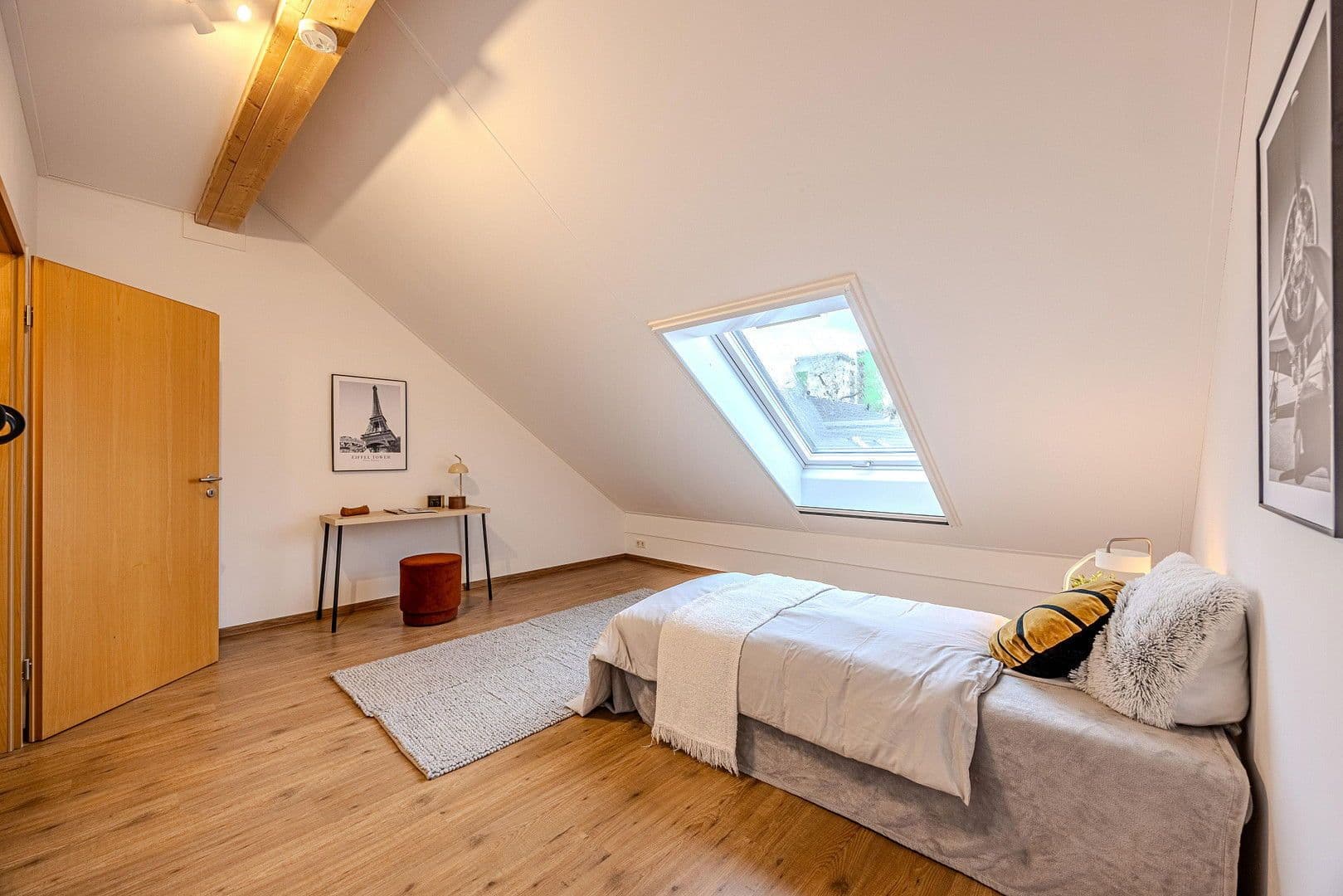 Prodej domu 141 m², pozemek 150 m², Johan-Kaiser-Ring 148, Hanau, Hessen Prodej domu 141 m², pozemek 150 m², Johan-Kaiser-Ring 148, Hanau, Hessen