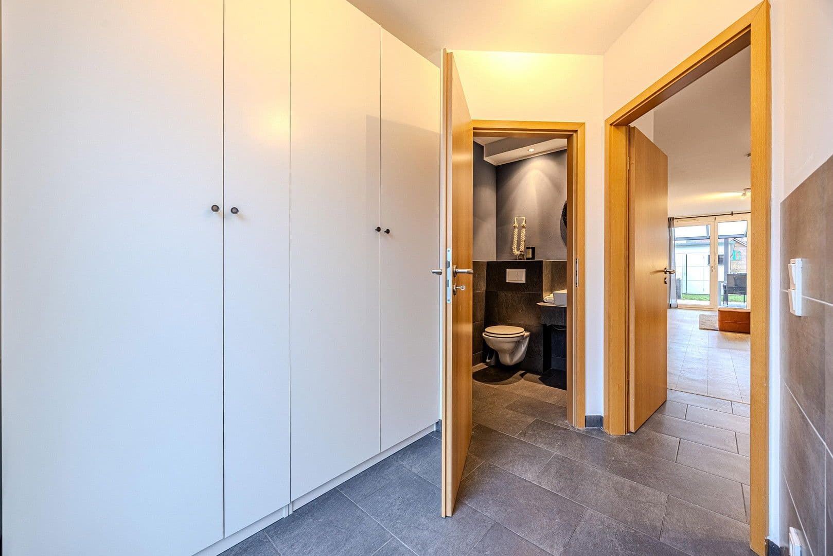 Prodej domu 141 m², pozemek 150 m², Johan-Kaiser-Ring 148, Hanau, Hessen Prodej domu 141 m², pozemek 150 m², Johan-Kaiser-Ring 148, Hanau, Hessen