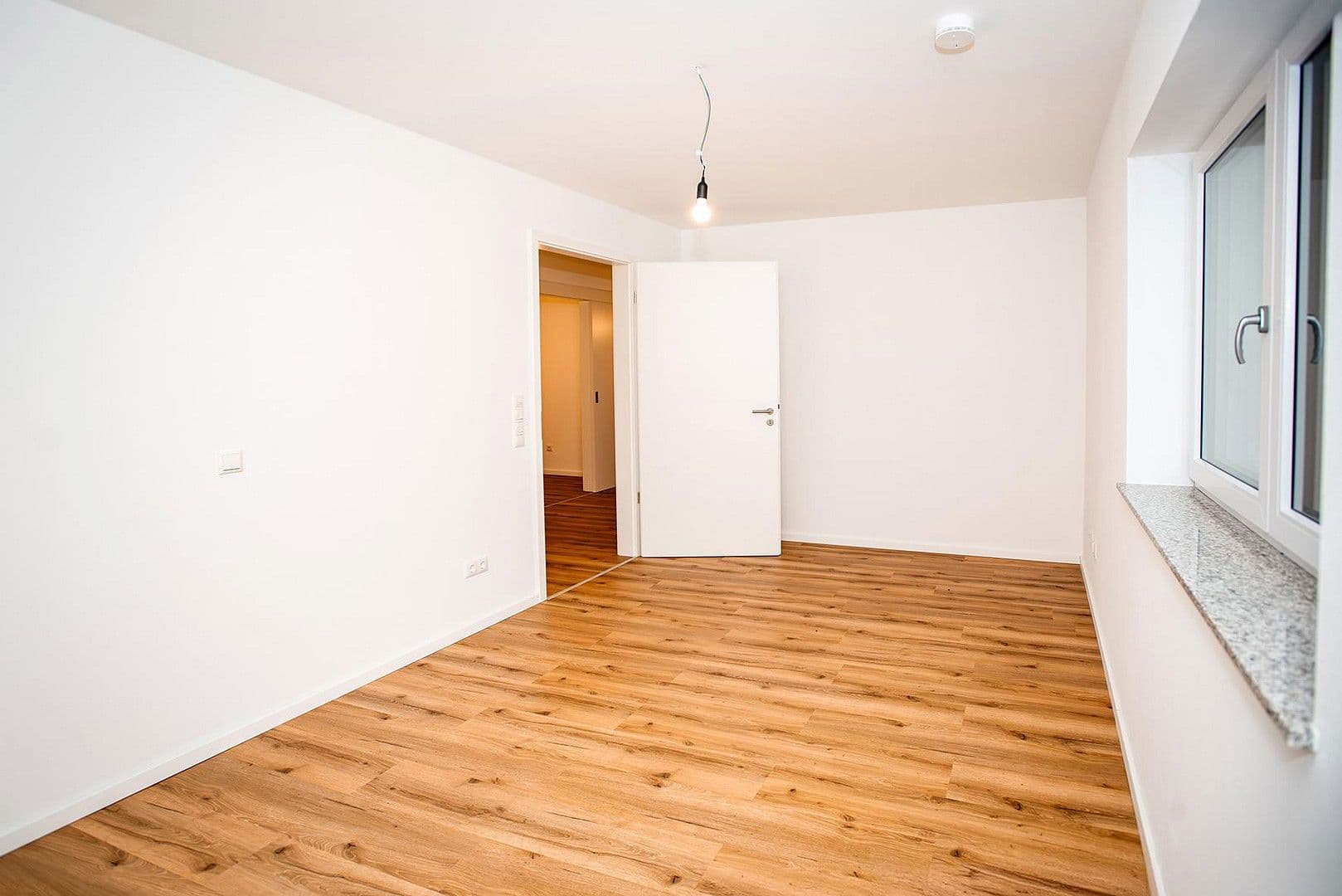 Pronájem bytu 2+kk 80 m², Zur Büchsn 3, Walderbach, Bavorsko Pronájem bytu 2+kk 80 m², Zur Büchsn 3, Walderbach, Bavorsko