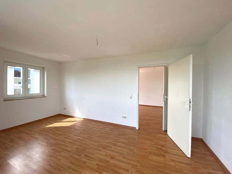 Pronájem bytu 2+1 58 m², Am Bahnhof 71, Frankenberg/Sachsen, Sasko Pronájem bytu 2+1 58 m², Am Bahnhof 71, Frankenberg/Sachsen, Sasko