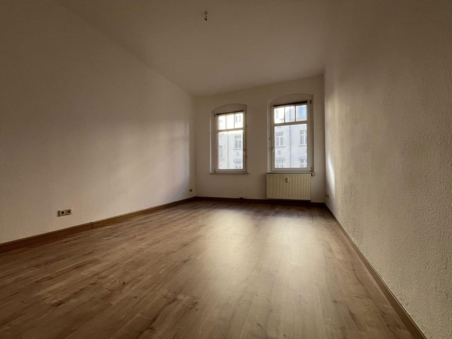 Pronájem bytu 2+1 43 m², Casparistraße 4, Chemnitz, Sasko Pronájem bytu 2+1 43 m², Casparistraße 4, Chemnitz, Sasko