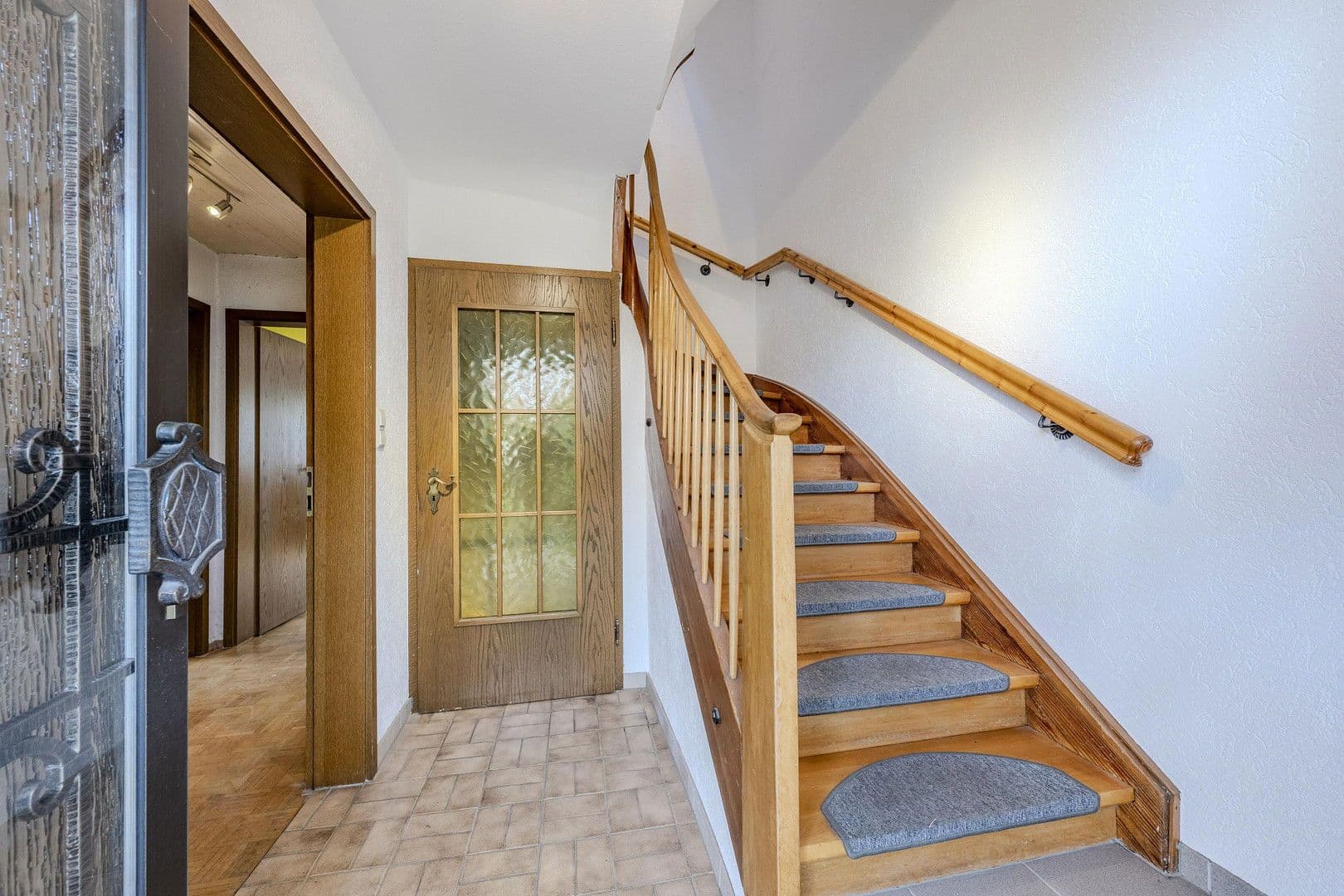 Prodej domu 138 m², pozemek 374 m², Marbach am Neckar, Bádensko-Württembersko Prodej domu 138 m², pozemek 374 m², Marbach am Neckar, Bádensko-Württembersko