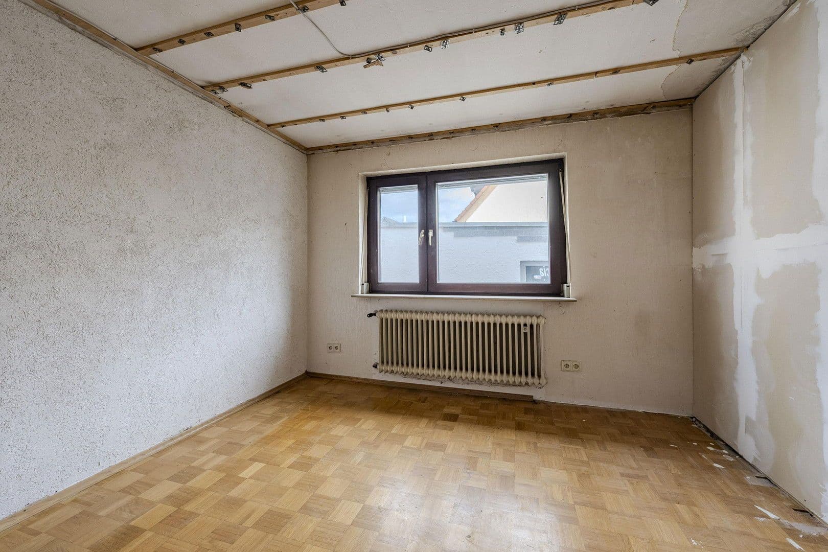 Prodej domu 138 m², pozemek 374 m², Marbach am Neckar, Bádensko-Württembersko Prodej domu 138 m², pozemek 374 m², Marbach am Neckar, Bádensko-Württembersko