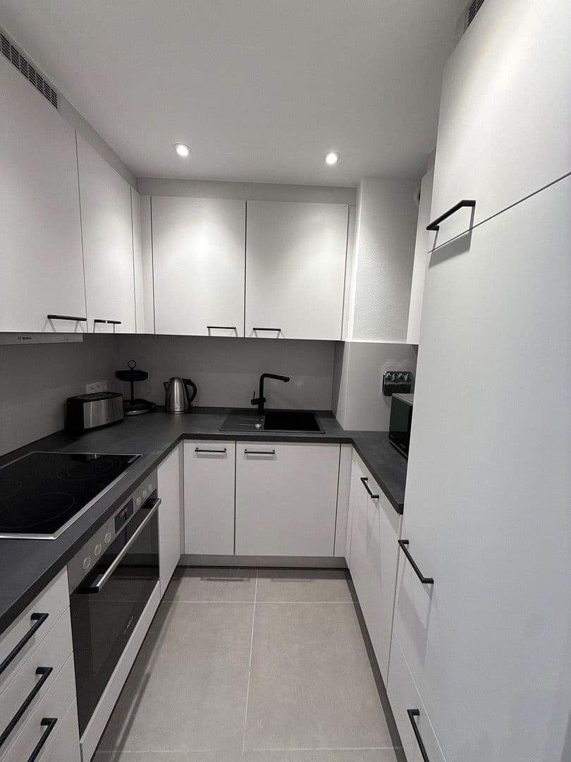 Pronájem bytu 1+1 39 m², Plieninger Straße 100, Stuttgart Möhringen, Bádensko-Württembersko Pronájem bytu 1+1 39 m², Plieninger Straße 100, Stuttgart Möhringen, Bádensko-Württembersko