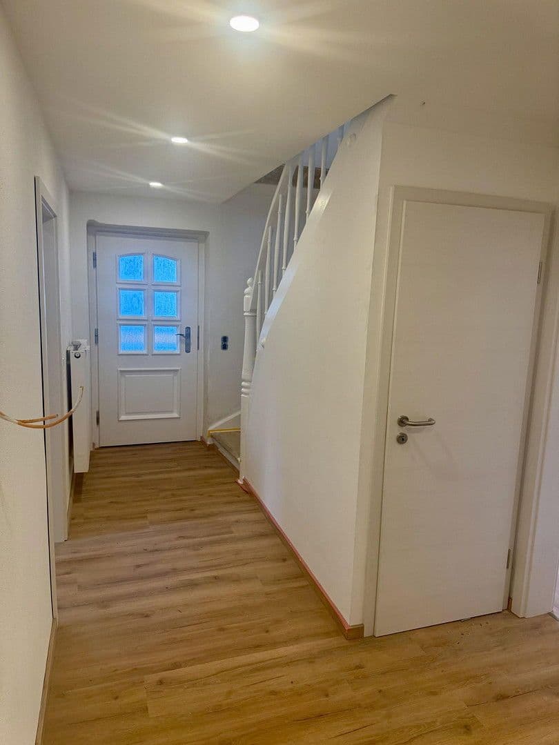 Pronájem domu 150 m², pozemek 400 m², Landensberg, Bavorsko Pronájem domu 150 m², pozemek 400 m², Landensberg, Bavorsko