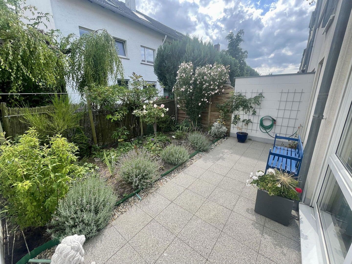 Prodej domu 138 m², pozemek 140 m², Bad Vilbel, Hessen Prodej domu 138 m², pozemek 140 m², Bad Vilbel, Hessen