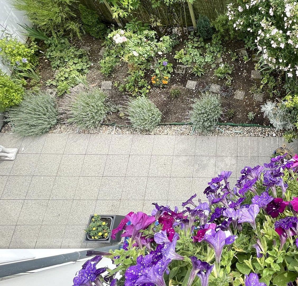 Prodej domu 138 m², pozemek 140 m², Bad Vilbel, Hessen Prodej domu 138 m², pozemek 140 m², Bad Vilbel, Hessen