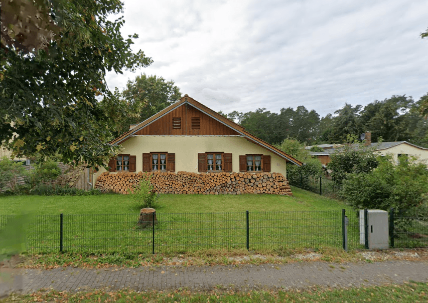 Prodej domu 126 m², pozemek 1.200 m², Borkheide, Braniborsko Prodej domu 126 m², pozemek 1.200 m², Borkheide, Braniborsko