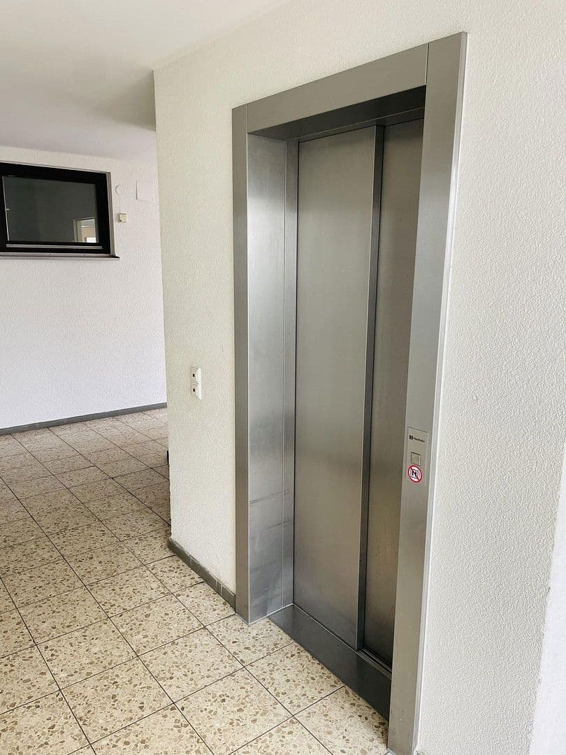 Prodej bytu 3+1 86 m², Mühlhofer Straße 2, Daisendorf, Bádensko-Württembersko Prodej bytu 3+1 86 m², Mühlhofer Straße 2, Daisendorf, Bádensko-Württembersko