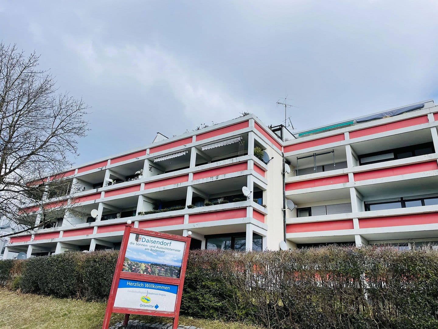 Prodej bytu 3+1 86 m², Mühlhofer Straße 2, Daisendorf, Bádensko-Württembersko Prodej bytu 3+1 86 m², Mühlhofer Straße 2, Daisendorf, Bádensko-Württembersko