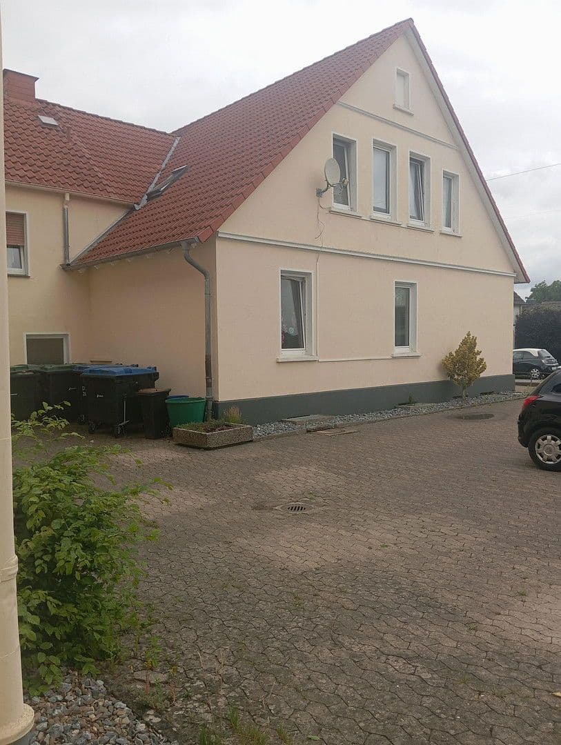 Prodej domu 706 m², pozemek 993 m², Löhne, Severní Porýní-Vestfálsko Prodej domu 706 m², pozemek 993 m², Löhne, Severní Porýní-Vestfálsko