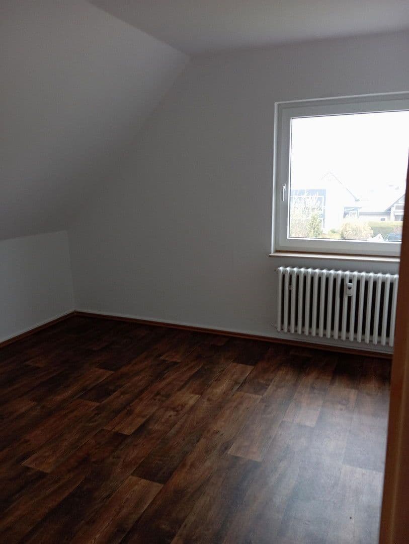 Prodej domu 706 m², pozemek 993 m², Löhne, Severní Porýní-Vestfálsko Prodej domu 706 m², pozemek 993 m², Löhne, Severní Porýní-Vestfálsko