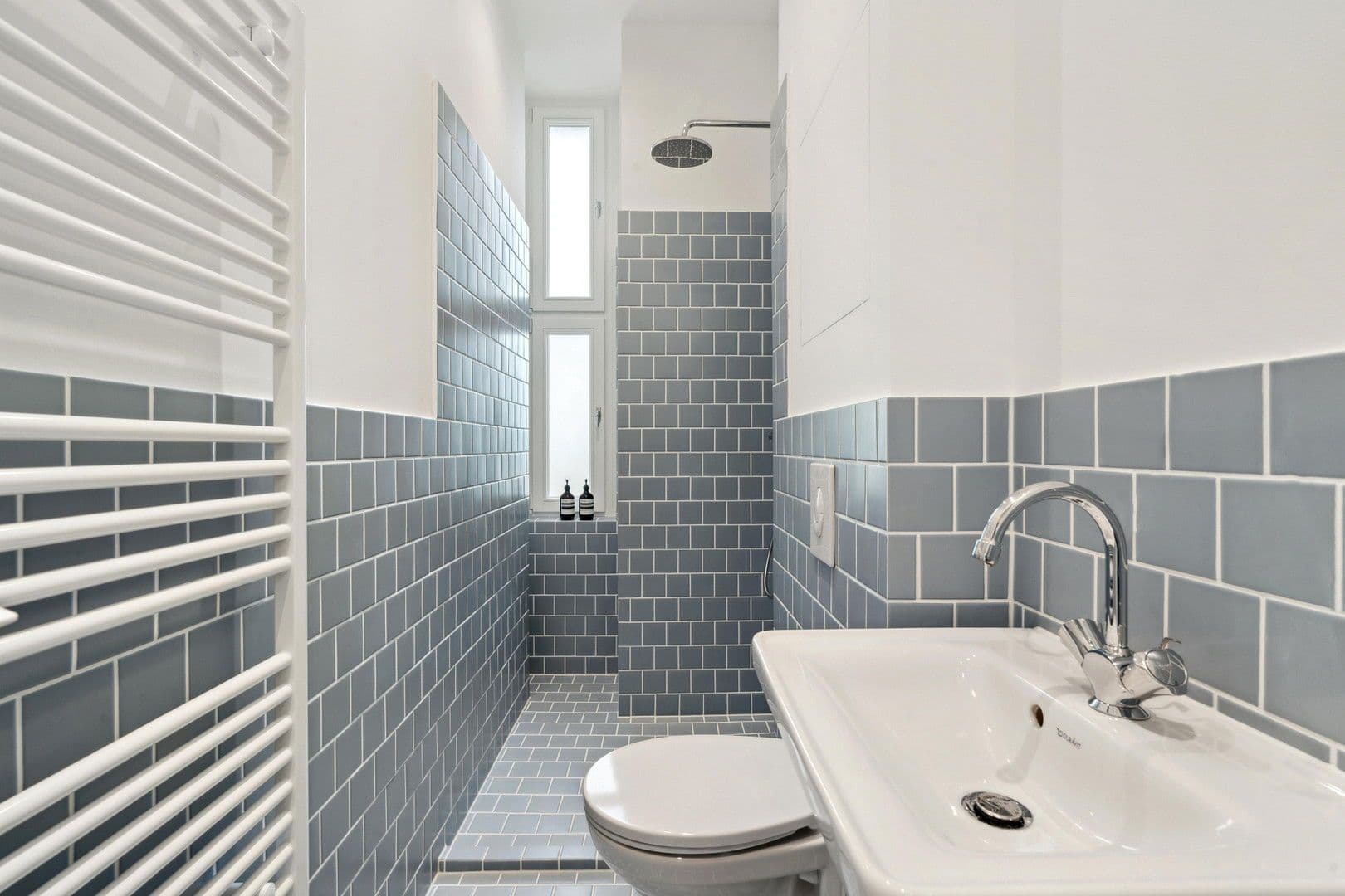 Prodej bytu 1+1 31 m², Weserstraße 54, neukölln, Berlín Prodej bytu 1+1 31 m², Weserstraße 54, neukölln, Berlín