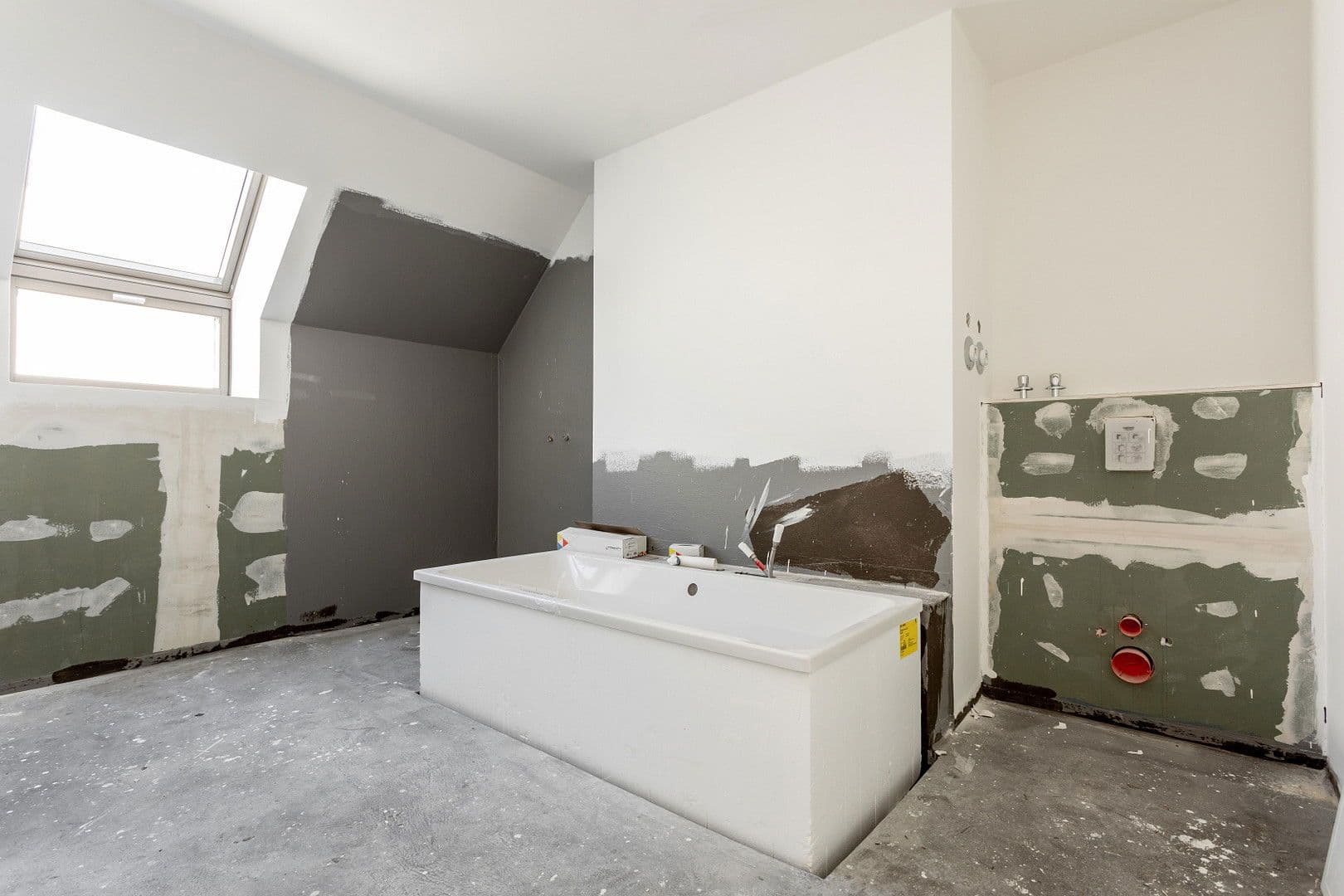 Prodej bytu 4+1 161 m², Hohenstaufenstraße 9, Berlin, Berlín Prodej bytu 4+1 161 m², Hohenstaufenstraße 9, Berlin, Berlín