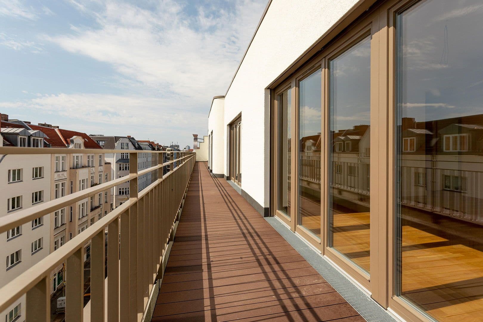 Prodej bytu 4+1 161 m², Hohenstaufenstraße 9, Berlin, Berlín Prodej bytu 4+1 161 m², Hohenstaufenstraße 9, Berlin, Berlín