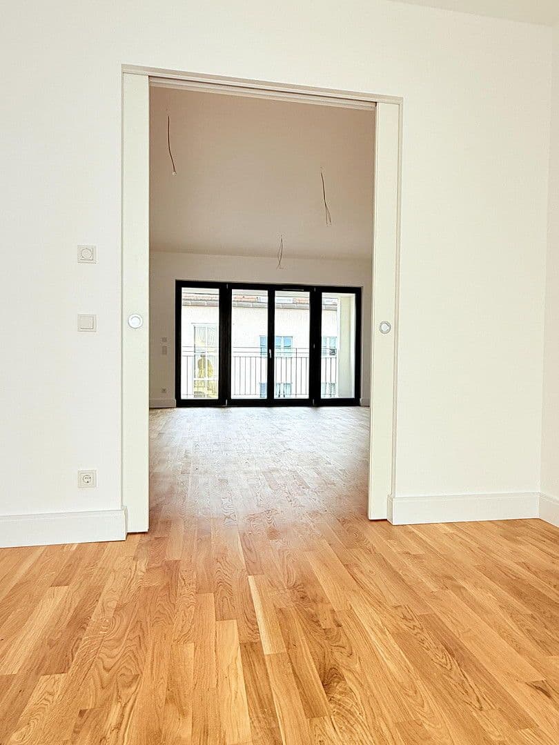 Prodej bytu 3+1 72 m², Hohenstaufenstraße 9, Berlin, Berlín Prodej bytu 3+1 72 m², Hohenstaufenstraße 9, Berlin, Berlín