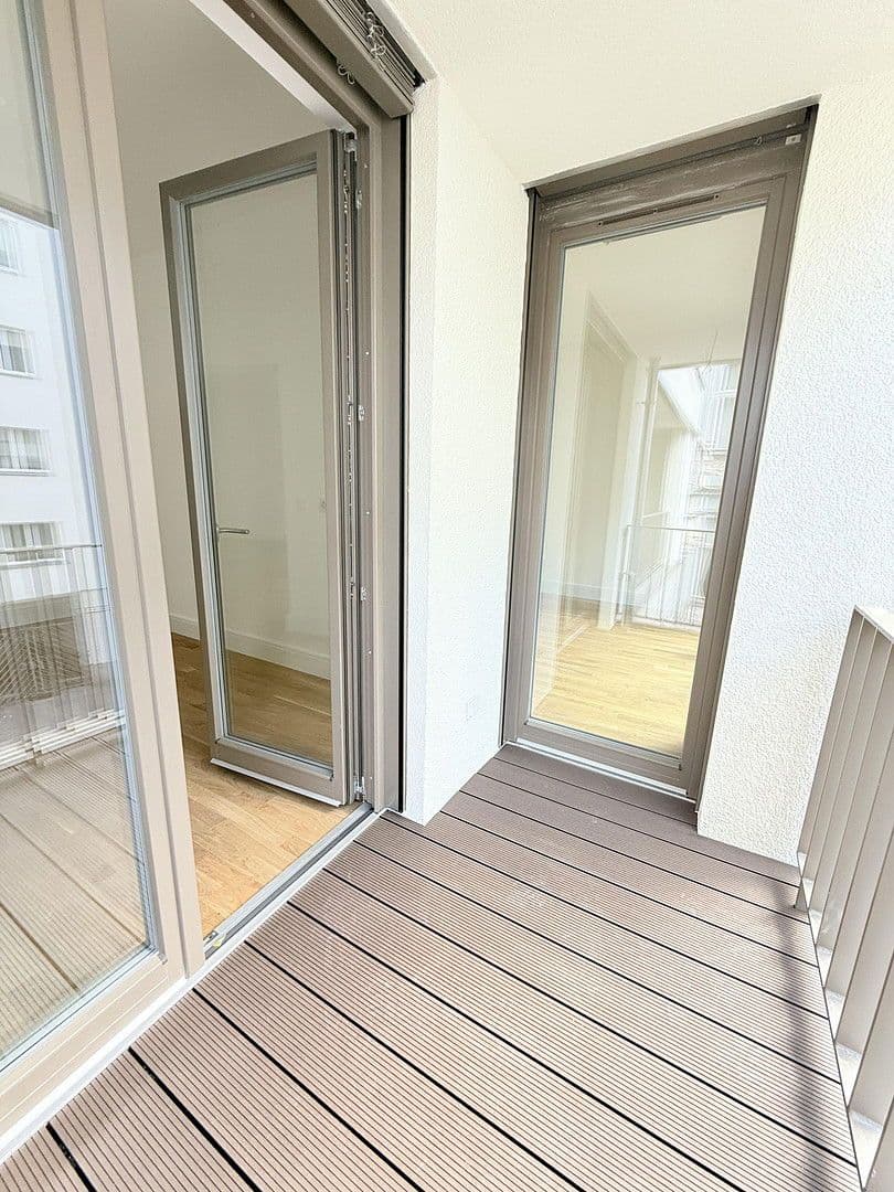 Prodej bytu 4+1 114 m², Hohenstaufenstraße 9, Berlin, Berlín Prodej bytu 4+1 114 m², Hohenstaufenstraße 9, Berlin, Berlín