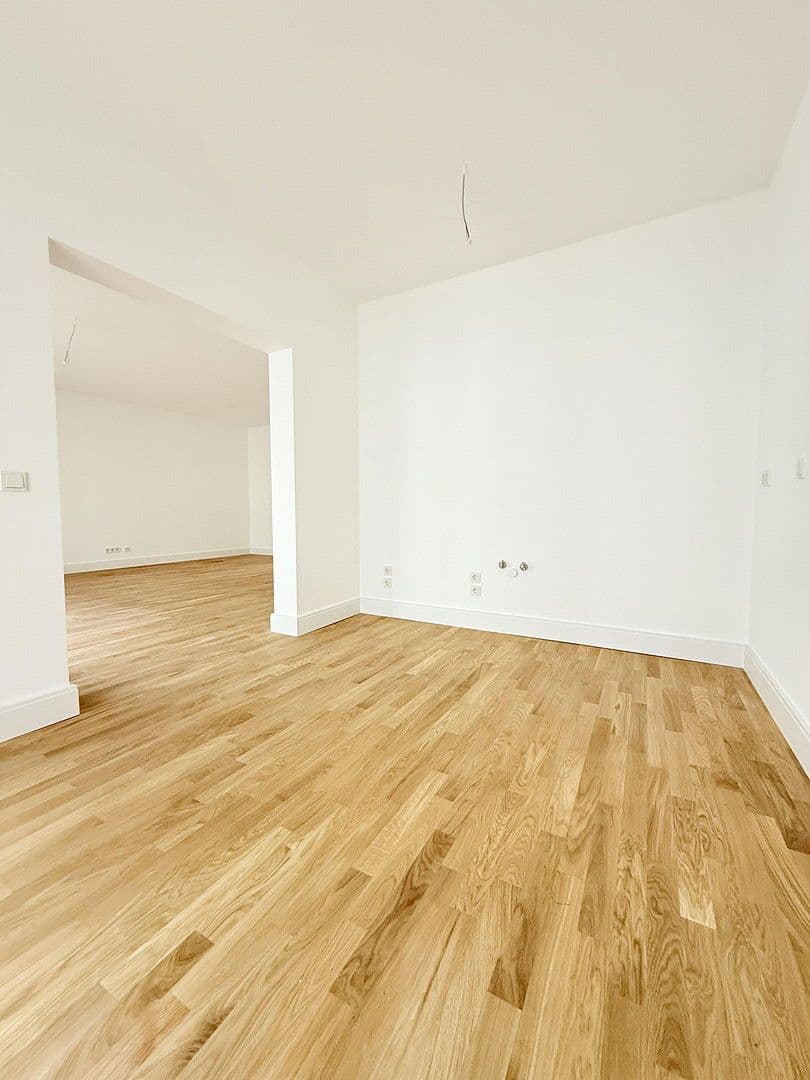 Prodej bytu 4+1 114 m², Hohenstaufenstraße 9, Berlin, Berlín Prodej bytu 4+1 114 m², Hohenstaufenstraße 9, Berlin, Berlín