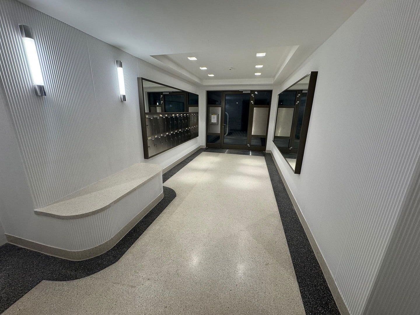 Prodej bytu 4+1 114 m², Hohenstaufenstraße 9, Berlin, Berlín Prodej bytu 4+1 114 m², Hohenstaufenstraße 9, Berlin, Berlín