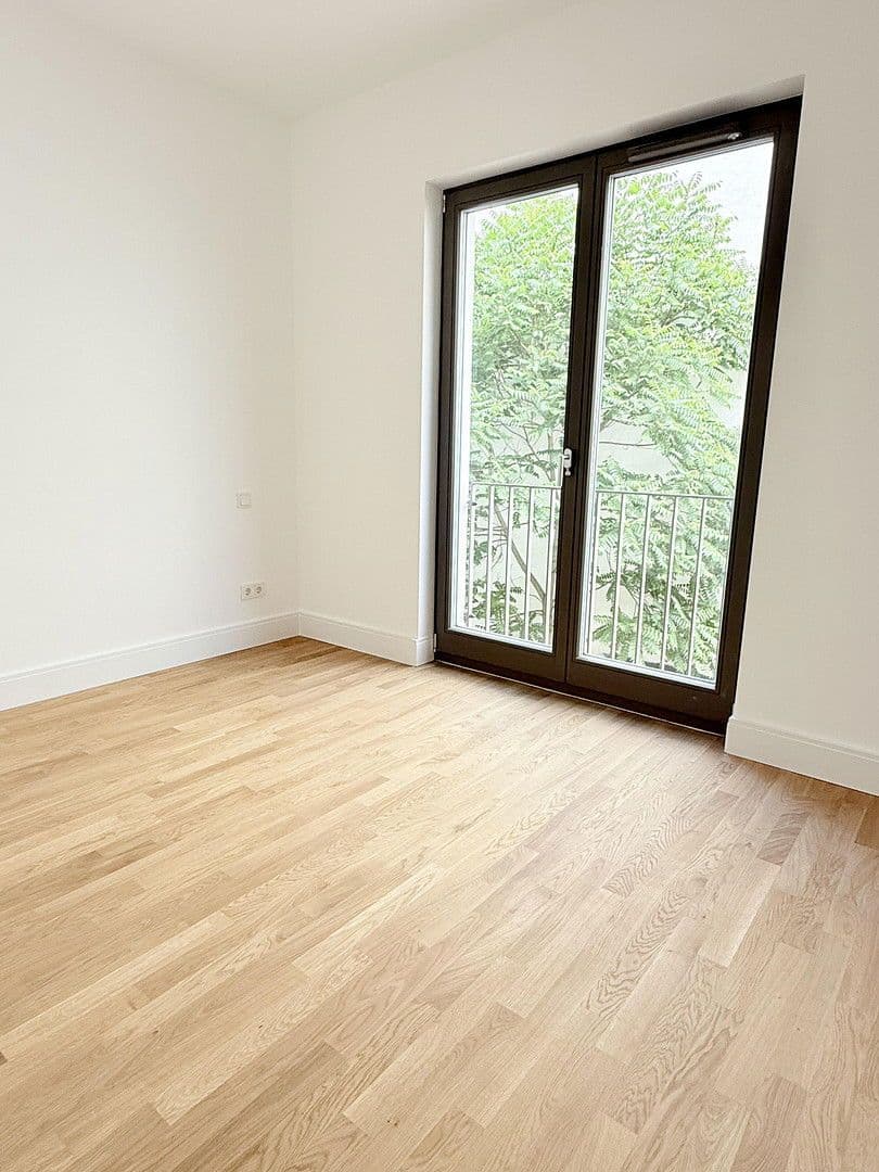 Prodej bytu 4+1 114 m², Hohenstaufenstraße 9, Berlin, Berlín Prodej bytu 4+1 114 m², Hohenstaufenstraße 9, Berlin, Berlín
