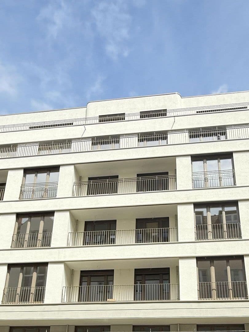 Prodej bytu 4+1 114 m², Hohenstaufenstraße 9, Berlin, Berlín Prodej bytu 4+1 114 m², Hohenstaufenstraße 9, Berlin, Berlín