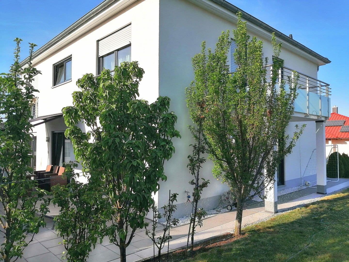 Pronájem domu 210 m², pozemek 670 m², Wilhermsdorf, Bavorsko Pronájem domu 210 m², pozemek 670 m², Wilhermsdorf, Bavorsko