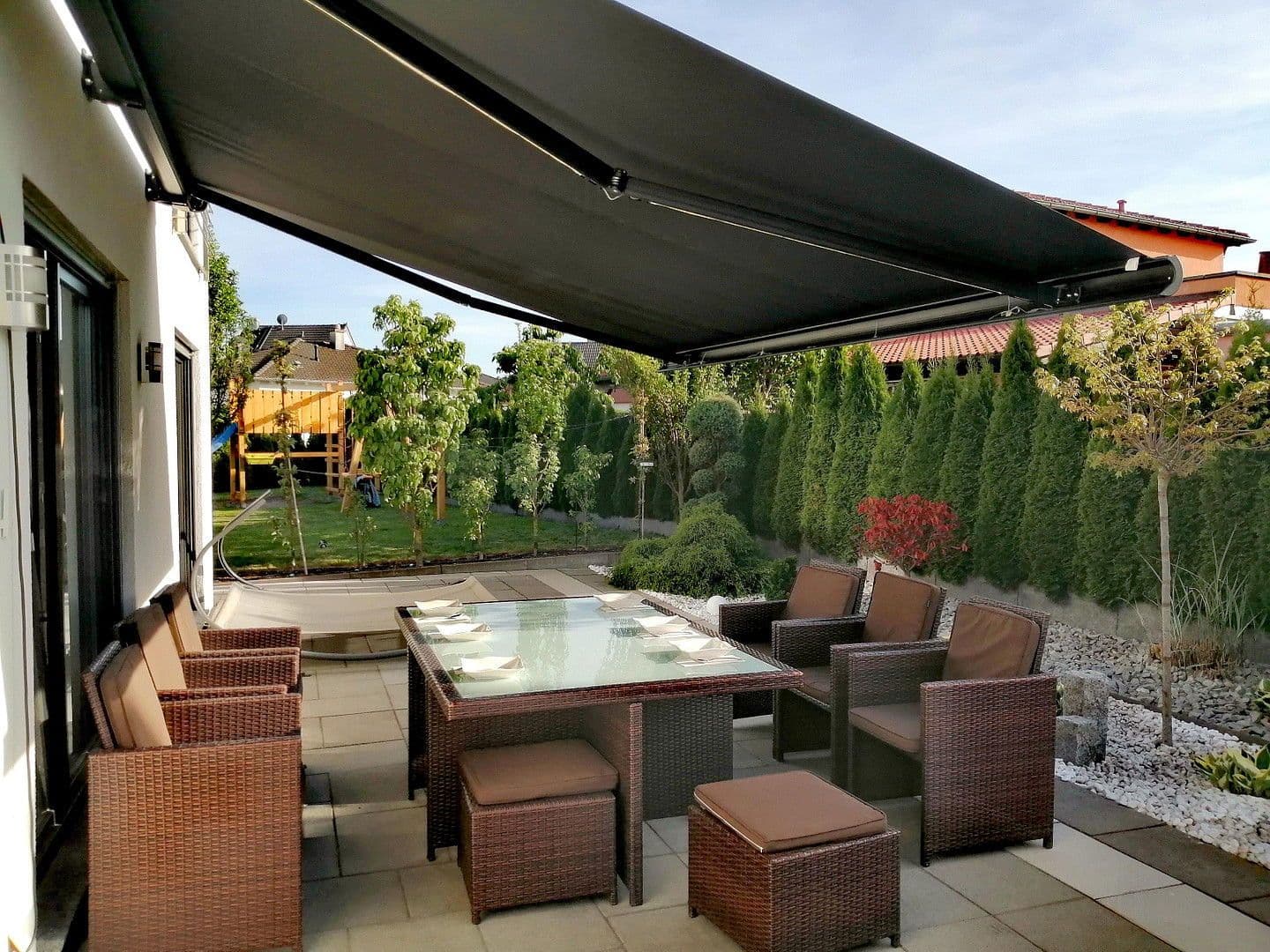 Pronájem domu 210 m², pozemek 670 m², Wilhermsdorf, Bavorsko Pronájem domu 210 m², pozemek 670 m², Wilhermsdorf, Bavorsko