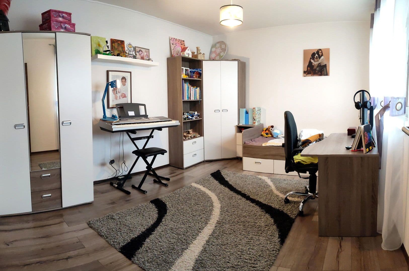 Pronájem domu 210 m², pozemek 670 m², Wilhermsdorf, Bavorsko Pronájem domu 210 m², pozemek 670 m², Wilhermsdorf, Bavorsko