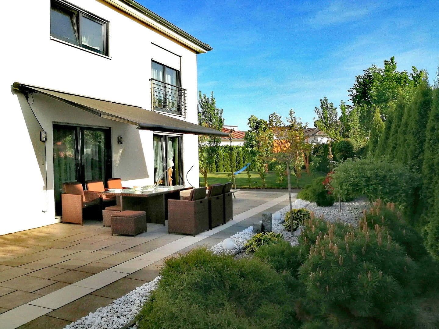 Pronájem domu 210 m², pozemek 670 m², Wilhermsdorf, Bavorsko Pronájem domu 210 m², pozemek 670 m², Wilhermsdorf, Bavorsko