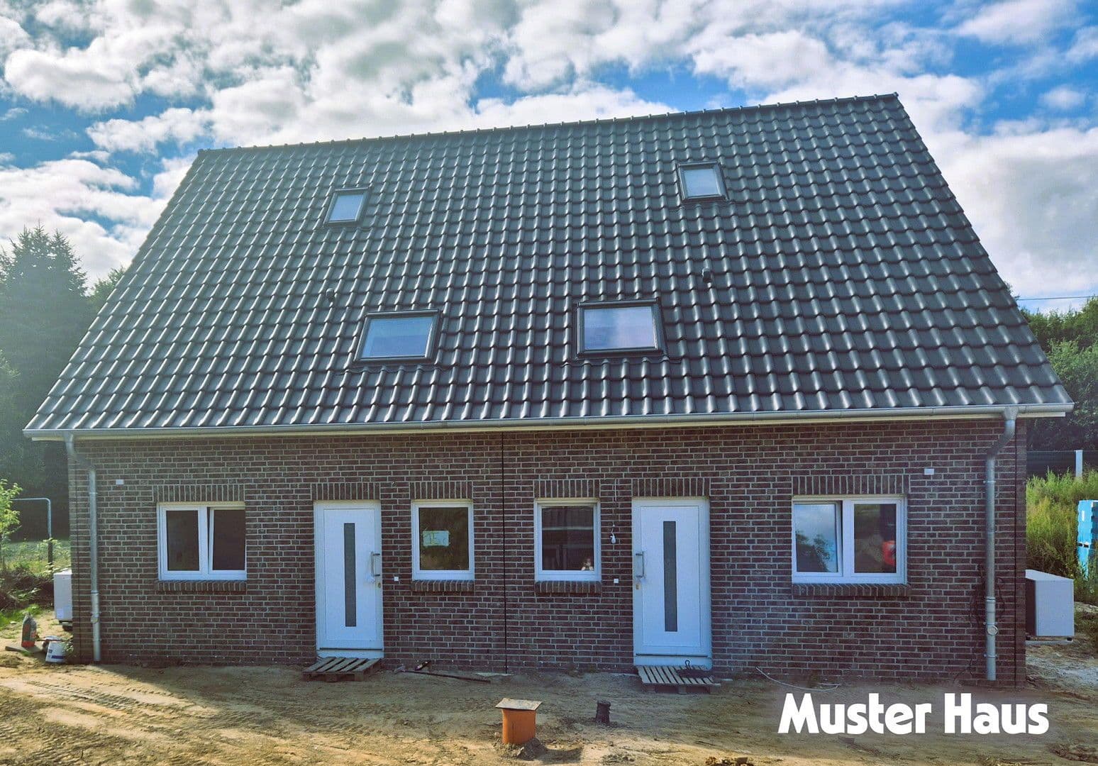 Prodej domu 100 m², pozemek 300 m², Brüggemannstraße 44, Schwarzenbek, Šlesvicko-Holštýnsko Prodej domu 100 m², pozemek 300 m², Brüggemannstraße 44, Schwarzenbek, Šlesvicko-Holštýnsko