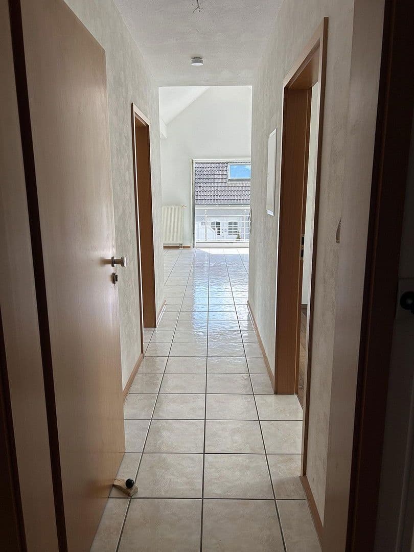 Pronájem bytu 2+1 70 m², Niedernhausen, Hessen Pronájem bytu 2+1 70 m², Niedernhausen, Hessen