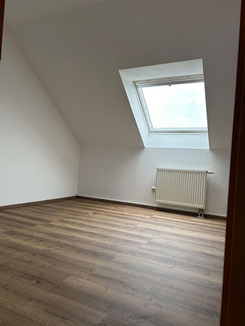 Pronájem bytu 2+1 70 m², Niedernhausen, Hessen Pronájem bytu 2+1 70 m², Niedernhausen, Hessen