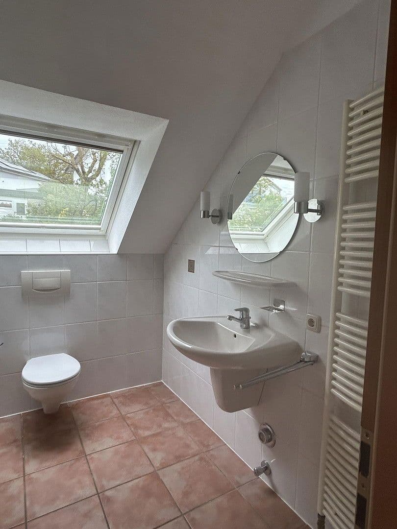 Pronájem bytu 2+1 70 m², Niedernhausen, Hessen Pronájem bytu 2+1 70 m², Niedernhausen, Hessen