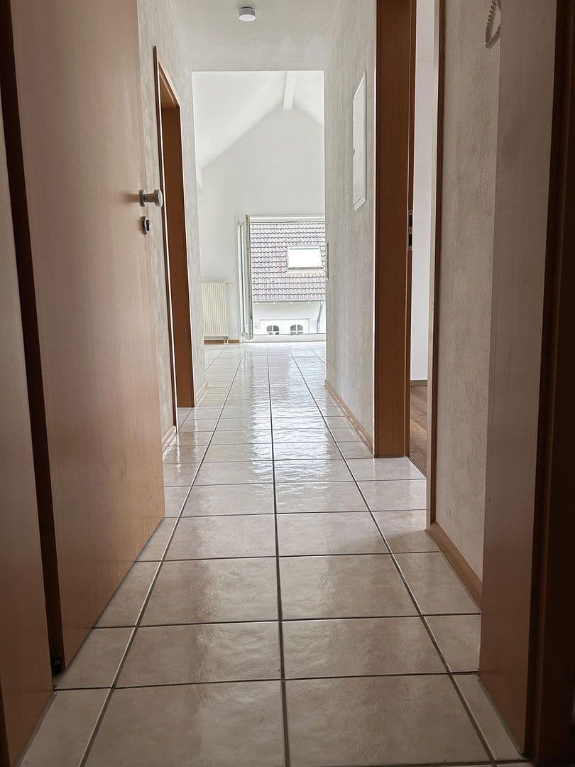 Pronájem bytu 2+1 70 m², Niedernhausen, Hessen Pronájem bytu 2+1 70 m², Niedernhausen, Hessen