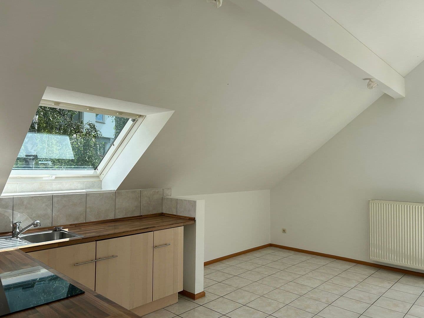 Pronájem bytu 2+1 70 m², Niedernhausen, Hessen Pronájem bytu 2+1 70 m², Niedernhausen, Hessen