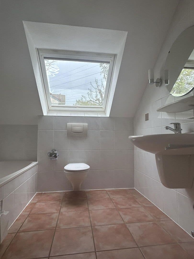 Pronájem bytu 2+1 70 m², Niedernhausen, Hessen Pronájem bytu 2+1 70 m², Niedernhausen, Hessen