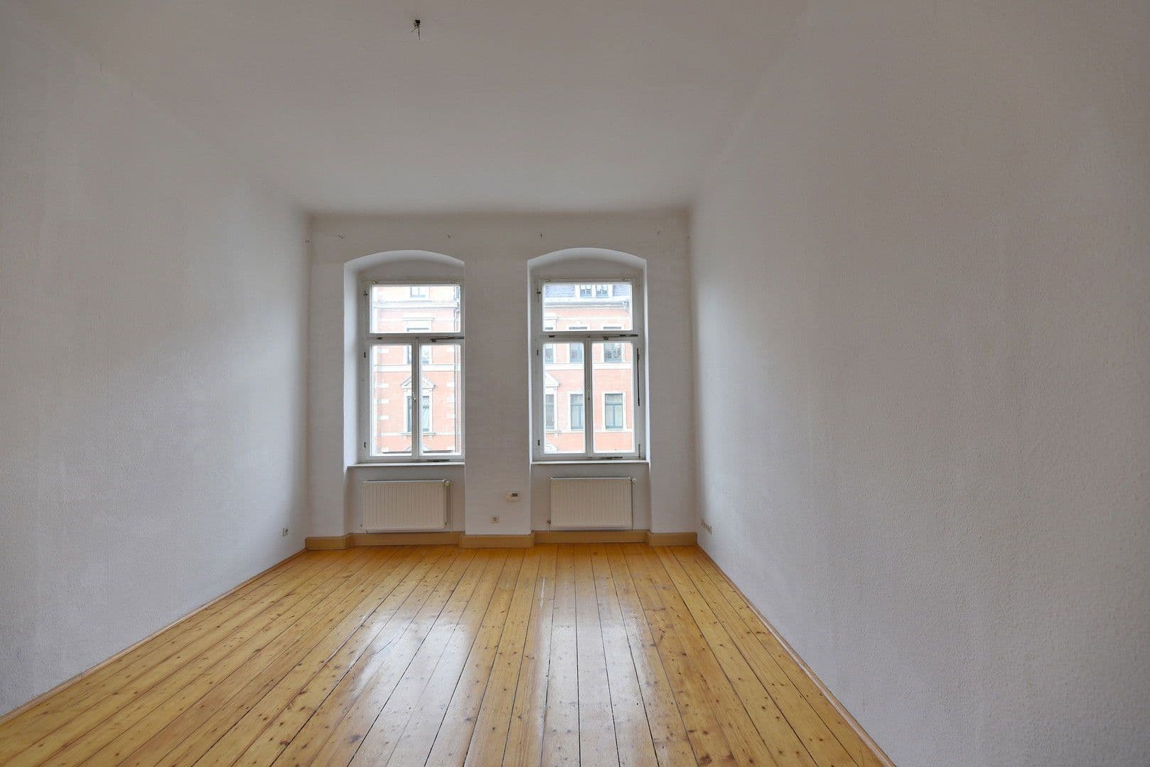 Pronájem bytu 2+1 72 m², Conradstraße 10, Dresden, Sasko Pronájem bytu 2+1 72 m², Conradstraße 10, Dresden, Sasko