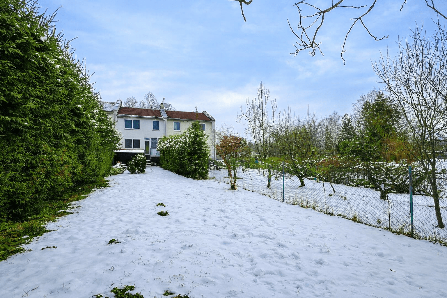 Prodej domu 133 m², pozemek 349 m², Zbýšov, Středočeský kraj Prodej domu 133 m², pozemek 349 m², Zbýšov, Středočeský kraj