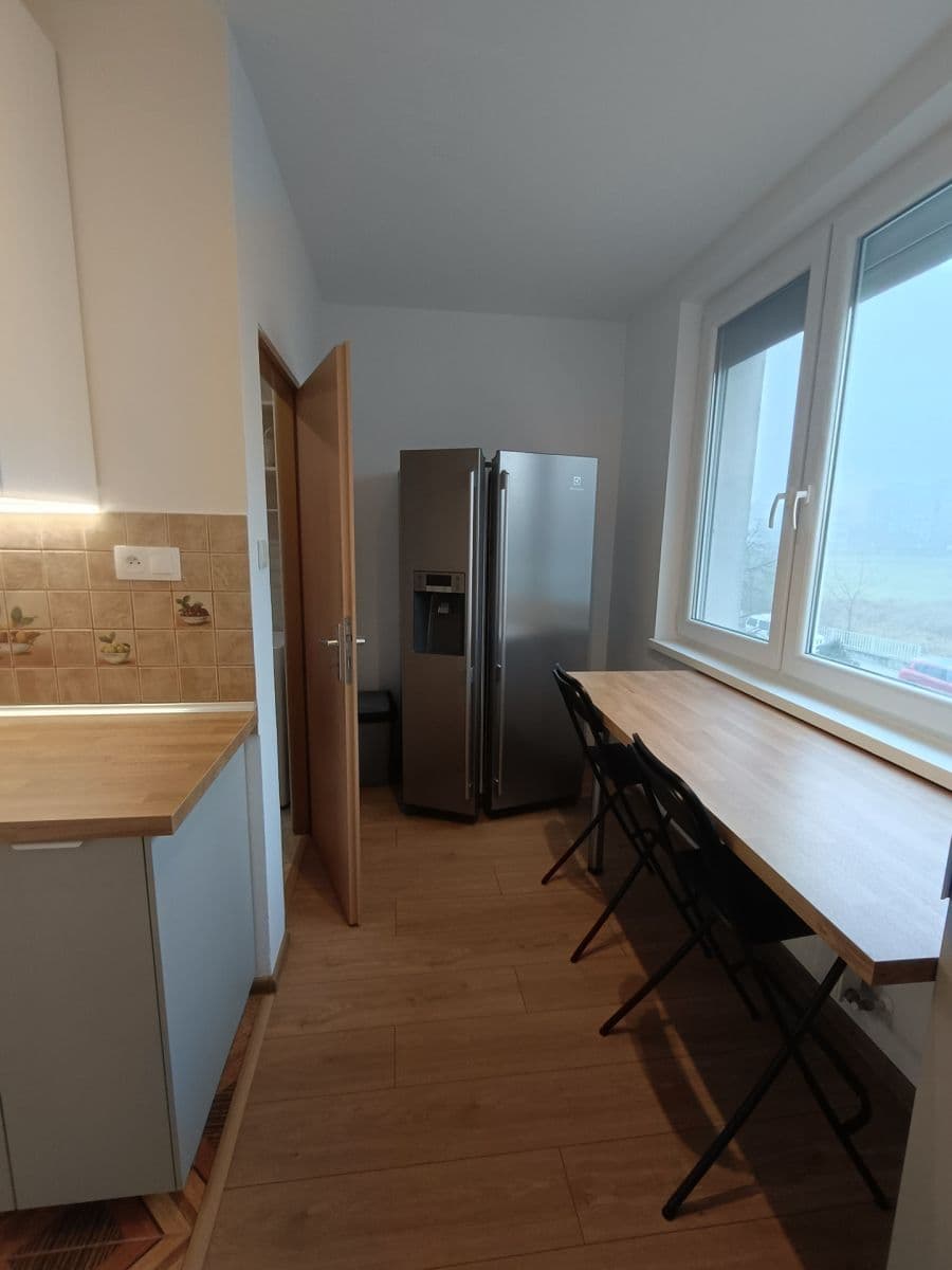 Pronájem bytu 3+1 65 m², Družstevná, Modra, Bratislavský kraj Pronájem bytu 3+1 65 m², Družstevná, Modra, Bratislavský kraj