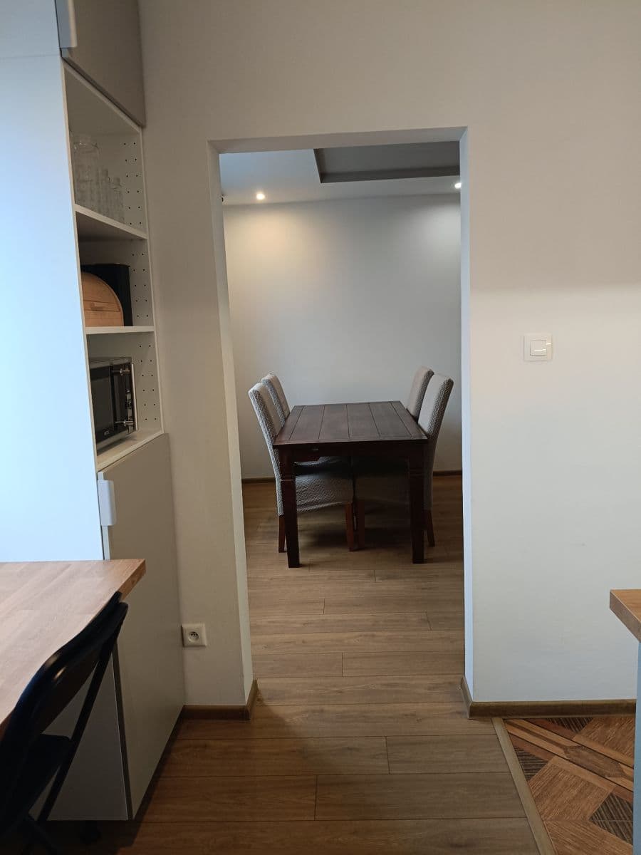 Pronájem bytu 3+1 65 m², Družstevná, Modra, Bratislavský kraj Pronájem bytu 3+1 65 m², Družstevná, Modra, Bratislavský kraj