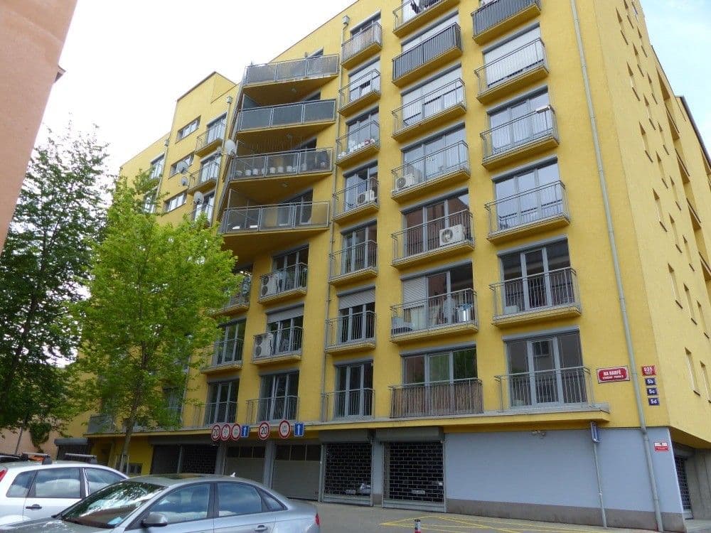 Pronájem bytu 1+kk 46 m², Na Harfě, Praha, Praha Pronájem bytu 1+kk 46 m², Na Harfě, Praha, Praha