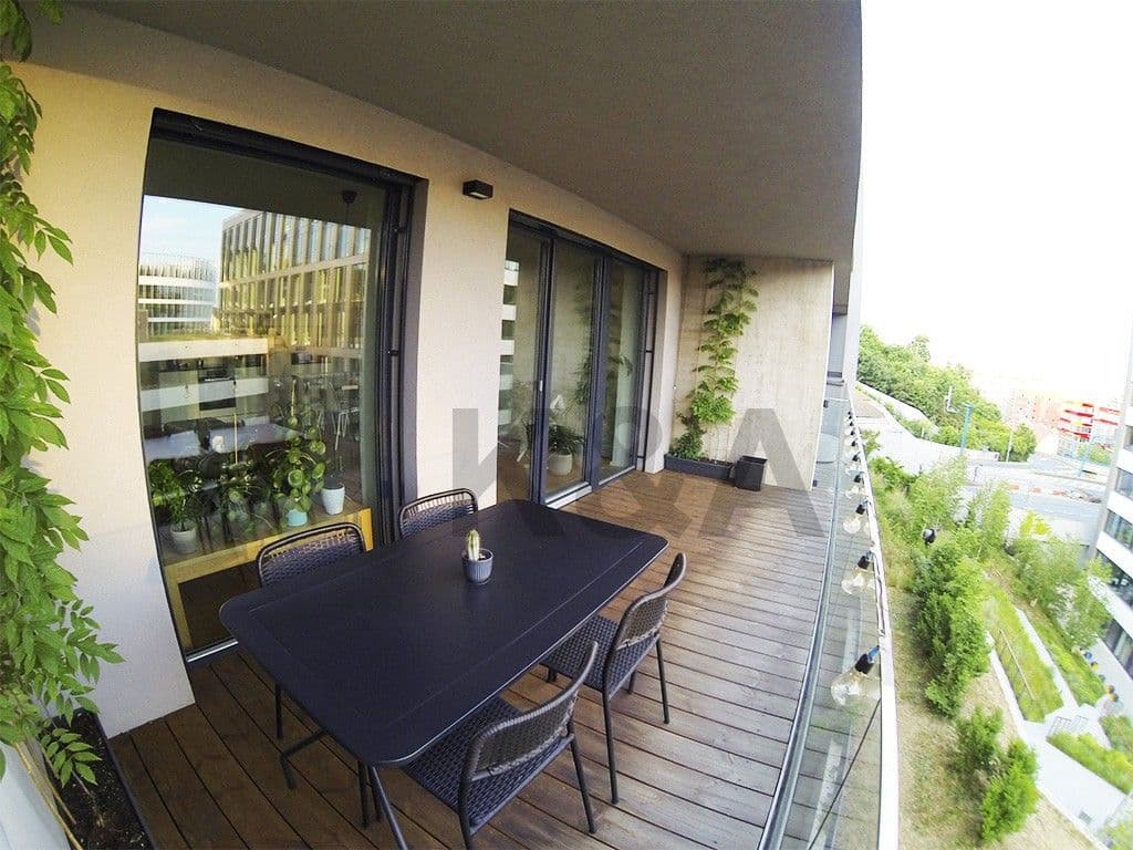 Pronájem bytu 3+kk 92 m², Grafická, Praha, Praha Pronájem bytu 3+kk 92 m², Grafická, Praha, Praha