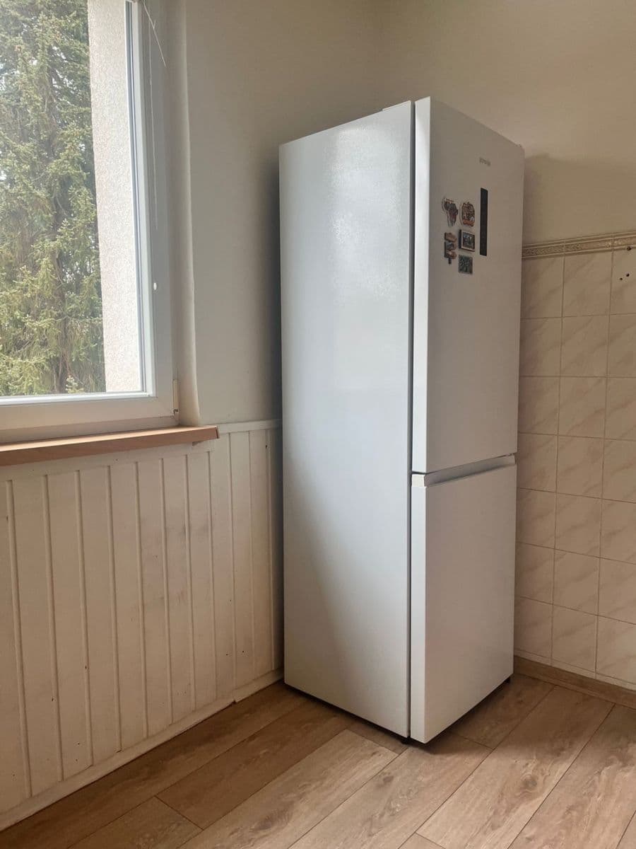 Pronájem bytu 2+1 57 m², Bratří Čapků, Valašské Meziříčí, Zlínský kraj Pronájem bytu 2+1 57 m², Bratří Čapků, Valašské Meziříčí, Zlínský kraj