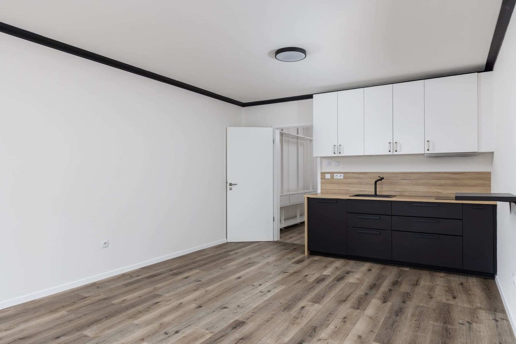 Pronájem bytu 1+kk 36 m², Pod Barvířkou, Praha, Praha Pronájem bytu 1+kk 36 m², Pod Barvířkou, Praha, Praha