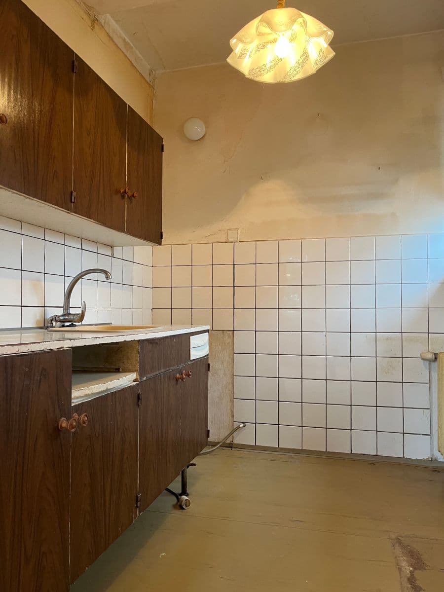 Prodej bytu 2+1 55 m², Pod Rapidem, Praha, Praha Prodej bytu 2+1 55 m², Pod Rapidem, Praha, Praha