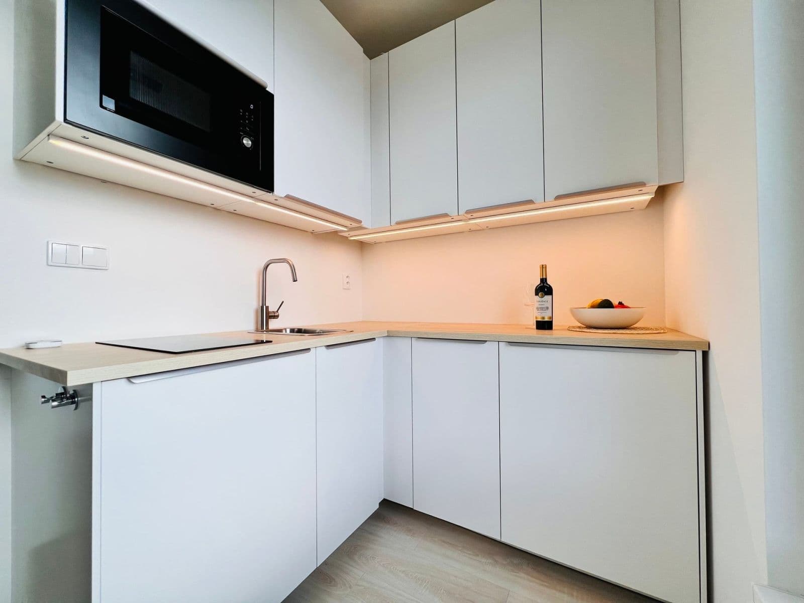 Pronájem bytu 1+kk 27 m², Poděbradská, Praha, Praha Pronájem bytu 1+kk 27 m², Poděbradská, Praha, Praha